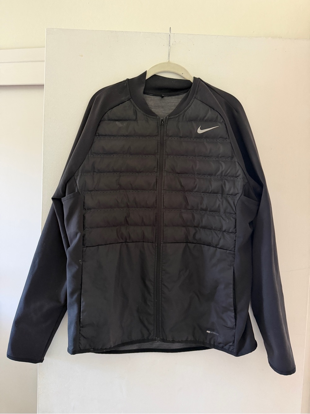 Nike Men’s Black Puffer Hybrid Performance Jacket